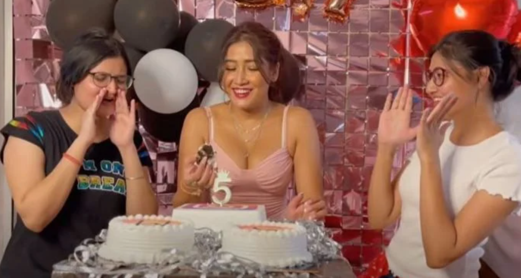 Sofia Ansari with her Sisters